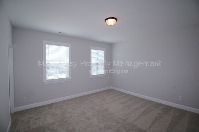 Building Photo - 612 Amaranth Dr