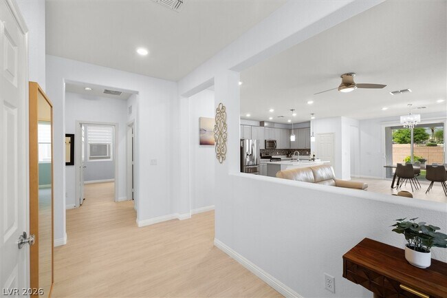 Building Photo - 5827 Casa Branca St