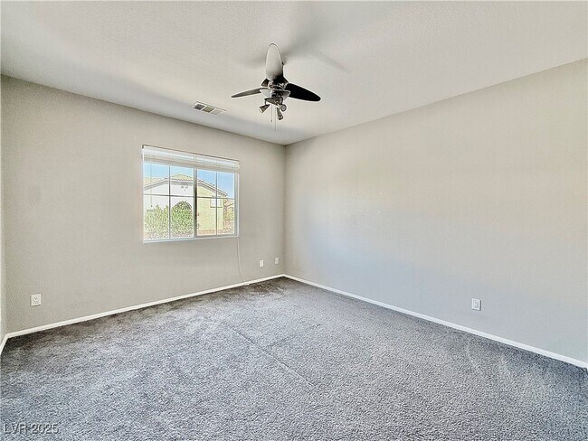 Building Photo - 10653 Turquoise Valley Dr