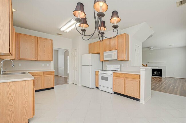 Building Photo - 6031 Bradworthy Dr