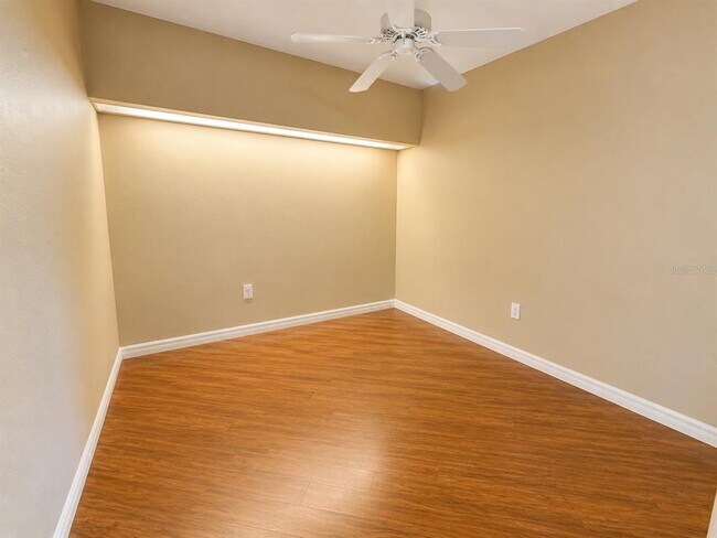 Building Photo - 5330 Hyland Hills Ave