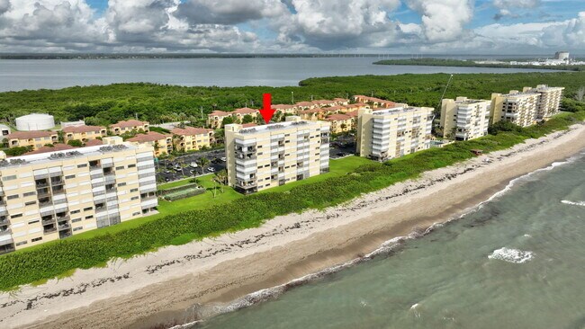 Building Photo - 7420 S Ocean Dr