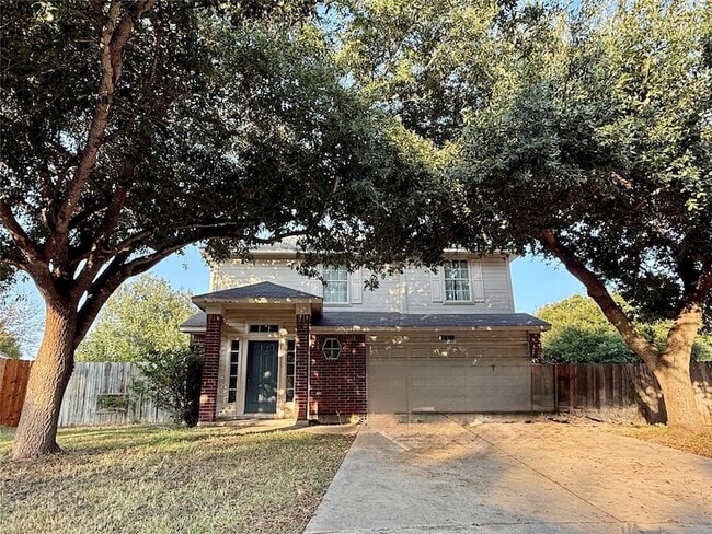 Primary Photo - 541 Zebra Dr