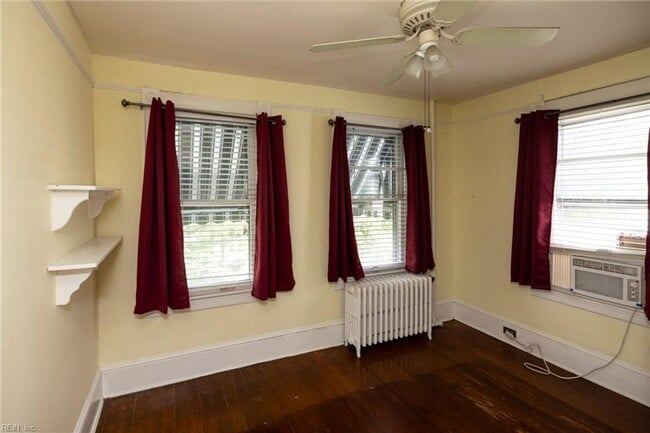 Building Photo - Port Norfolk