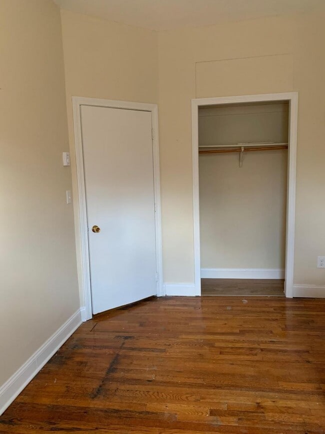 Building Photo - 2 bedroom in Boston MA 02115