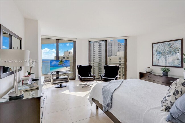 Building Photo - 3000 N Ocean Dr