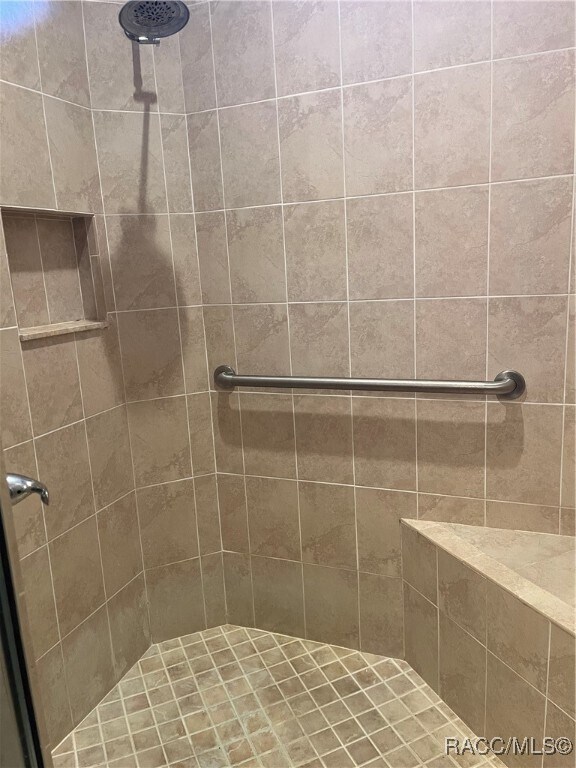 Building Photo - 1569 W Caroline Path