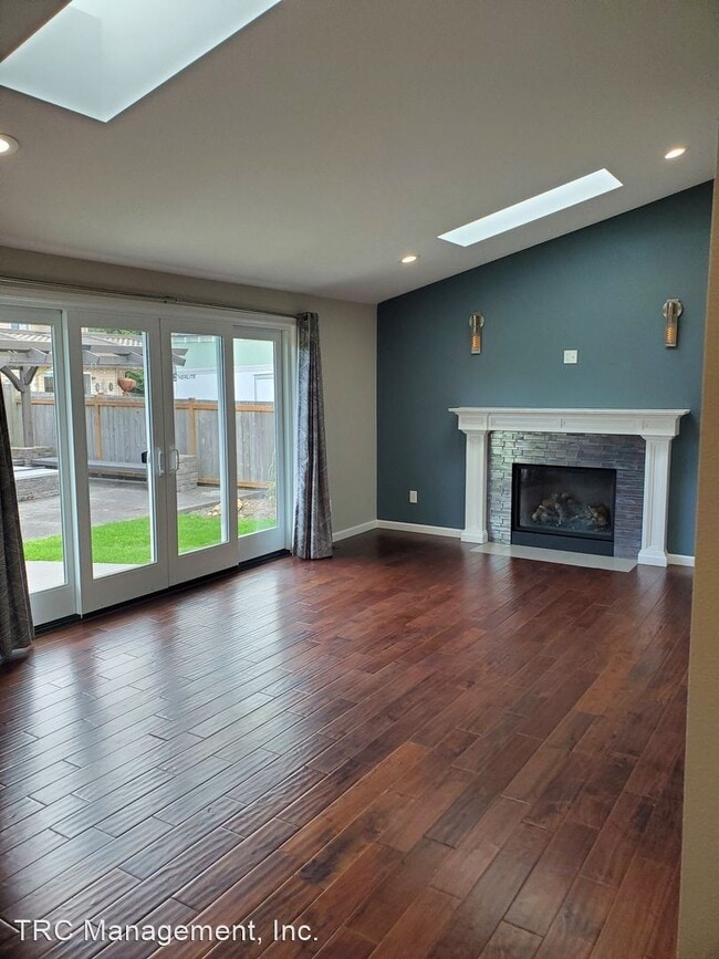 Building Photo - 3 br, 2 bath House - 8925 46th Place West