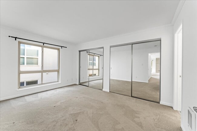 Building Photo - 55 Fairmount Ave