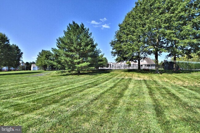 Building Photo - 1039 Greenes Way Cir