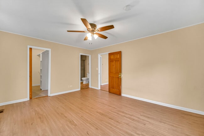 Building Photo - 20772 Elizabeth Ave