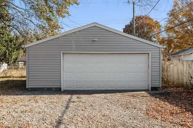 Building Photo - 4333 N County Road 1000 East