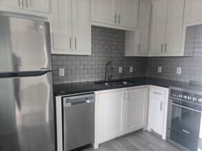 Building Photo - Adorable 1 bedroom/1 bathroom with secured entry!