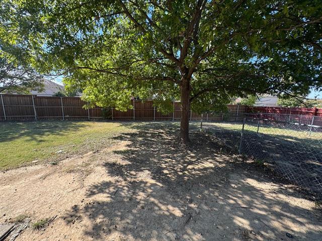 Building Photo - 9205 Lenox Dr