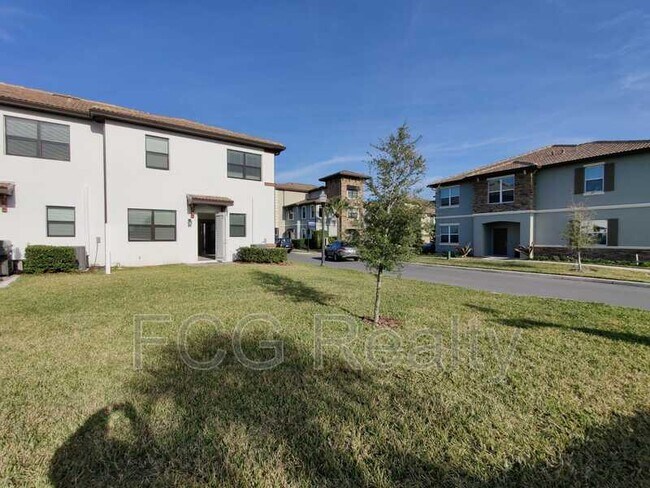 Building Photo - 1242 Sandwedge St