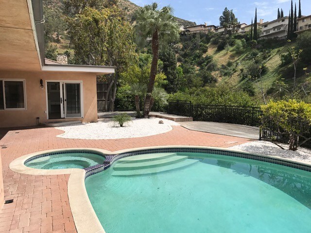 Building Photo - 2003 Gangi Ln