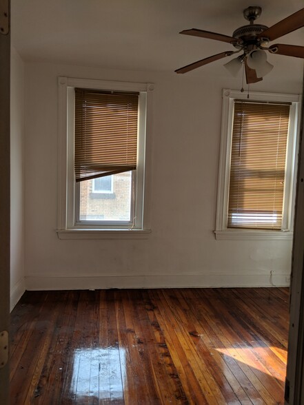 Front Bedroom - 2825 W HAROLD ST