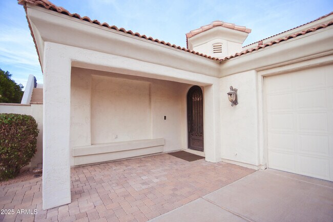 Building Photo - 3306 E Jaeger Cir