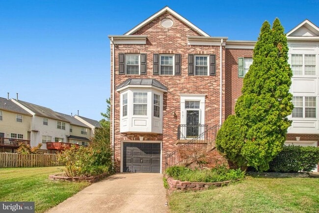 Building Photo - 4101 La Mauricie Loop