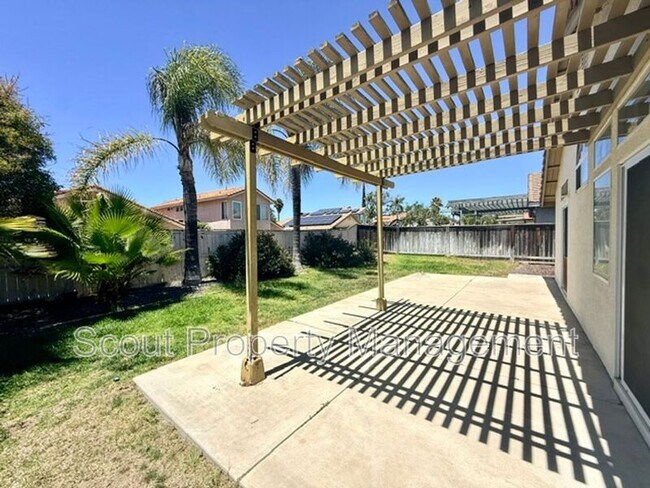 Building Photo - 45369 Tejon Ct