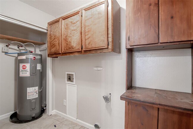 Building Photo - 227 Schooner Dr