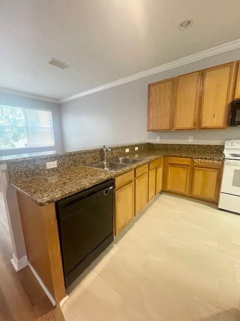 Building Photo - 8153 Stone Leaf Ln