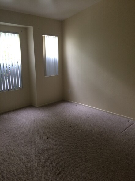 Building Photo - 779 Brookstone Rd