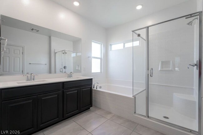 Building Photo - 7126 Calvert Cliffs St