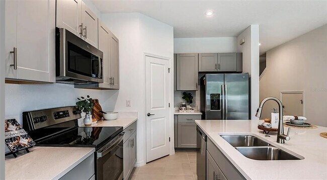 Building Photo - 8505 Lunar Skye St