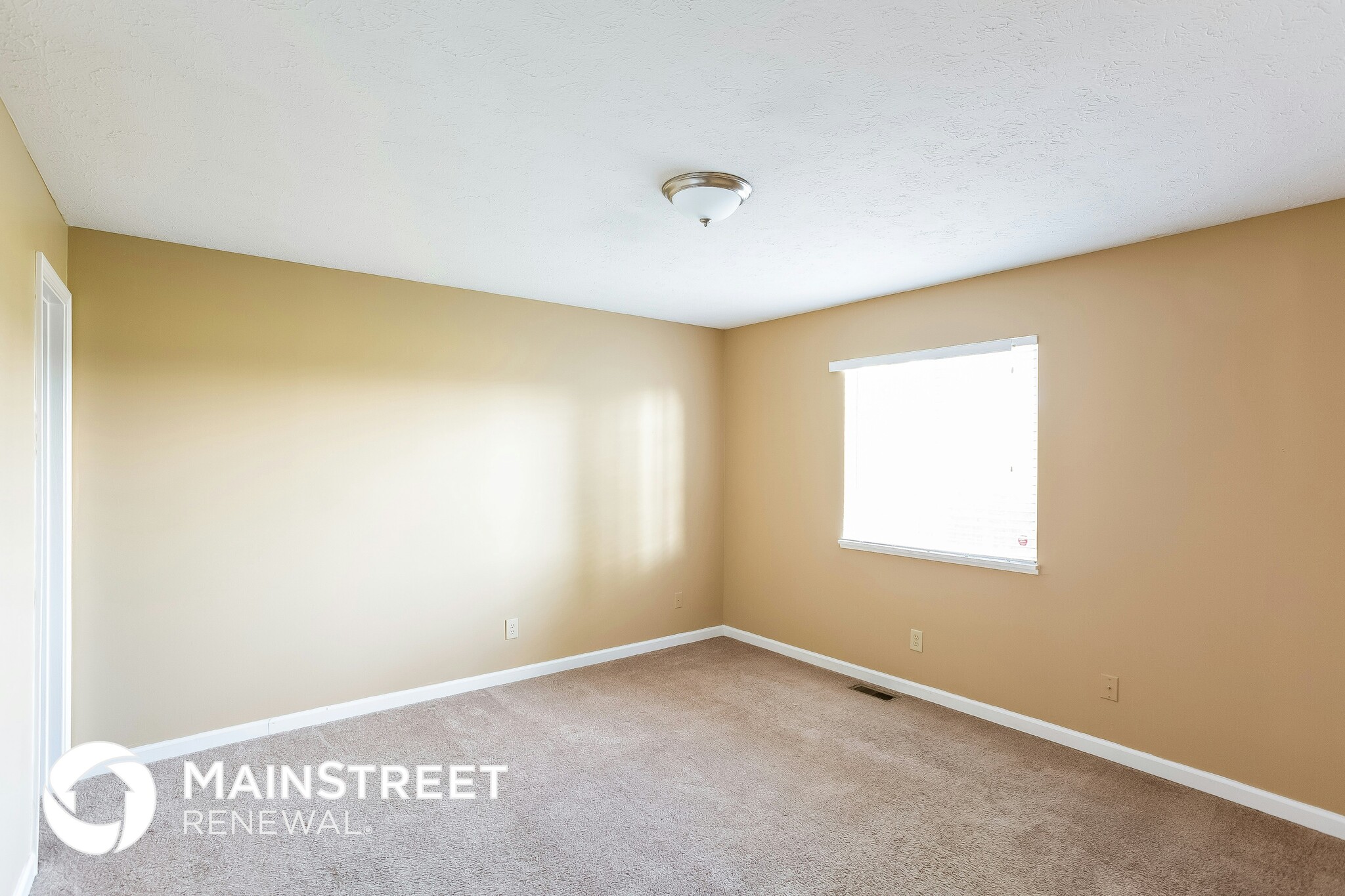 Building Photo - 5934 Parterra Dr