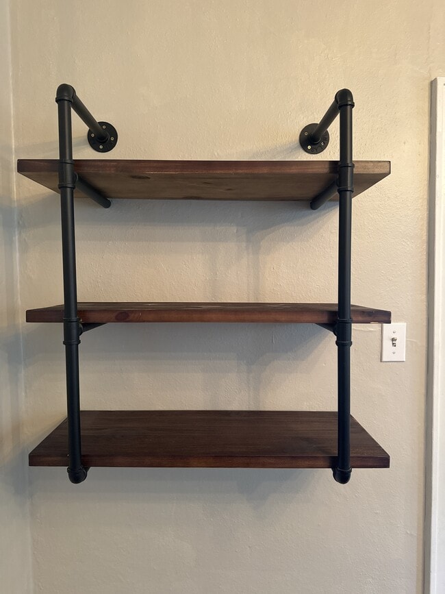 Building Photo - 1644 McFarland Rd