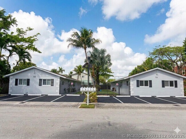 Building Photo - 731 NW 1st Ave