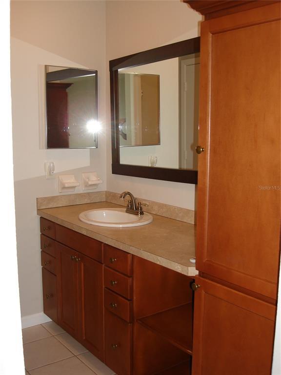 Building Photo - 2902 Bradley Ct