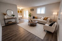 Building Photo - London House