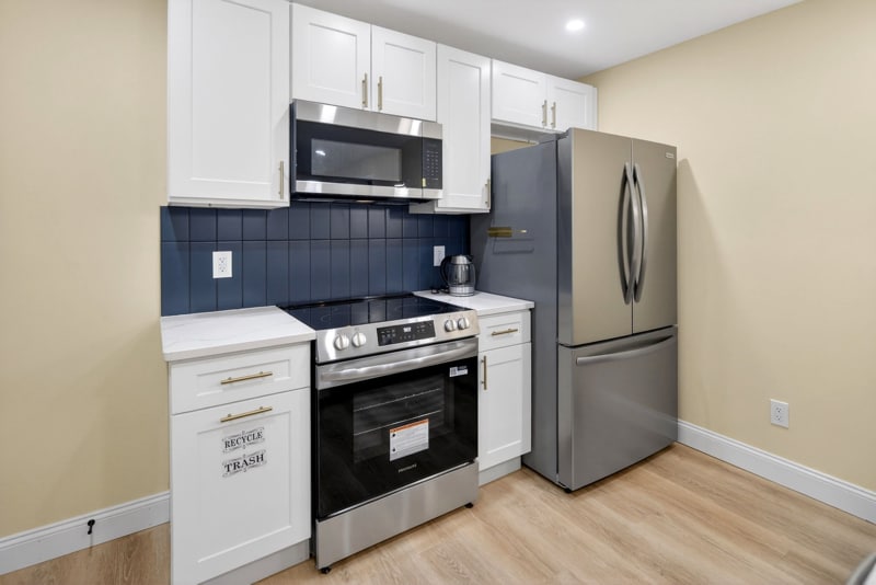 Building Photo - 44 Fullerton St