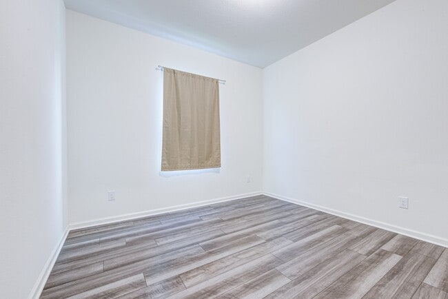 Building Photo - 1005 Blue Beech Ln