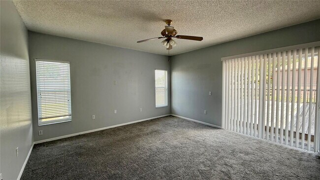 Building Photo - 526 Maricopa Dr