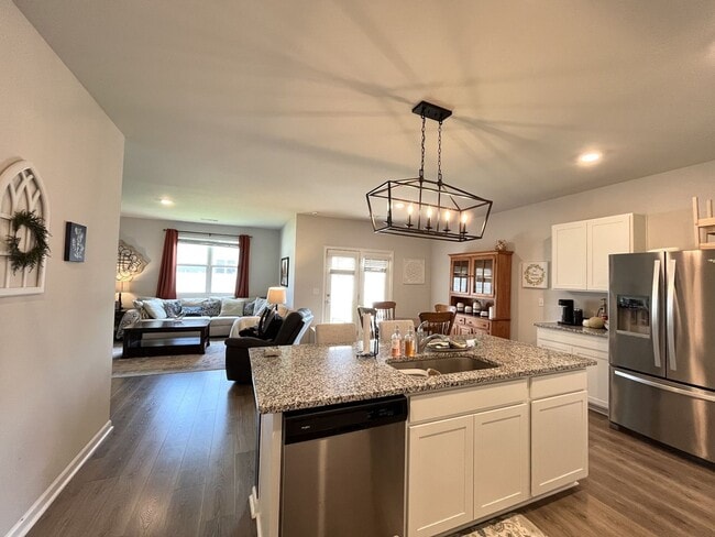 Building Photo - 4-Bedroom w/ Open Layout & Community Perks