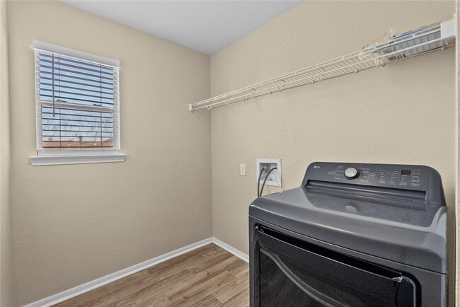 Building Photo - 542 Cedar Branch Dr