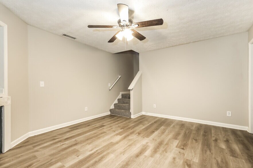 Building Photo - 6315 Topaz Trail