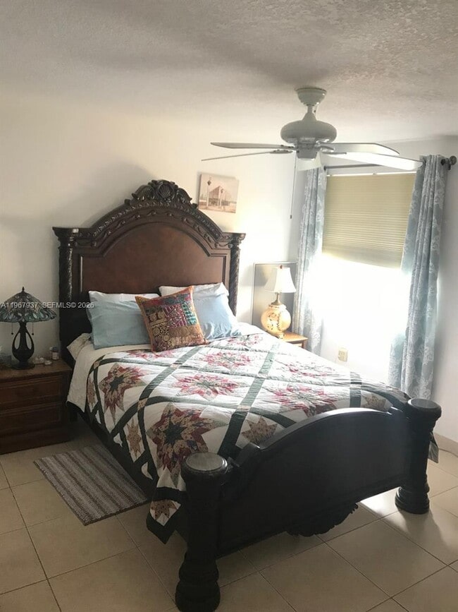 Building Photo - 301 NW 84th Ct