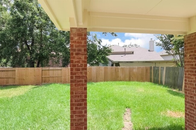 Building Photo - 6614 Surrey Meadow Ct