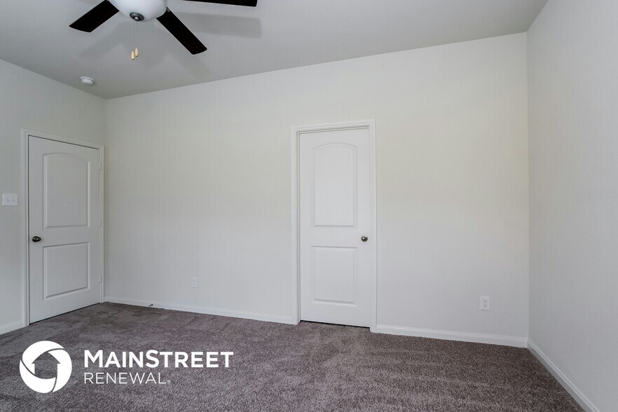 Building Photo - 27008 Leonardo Dr