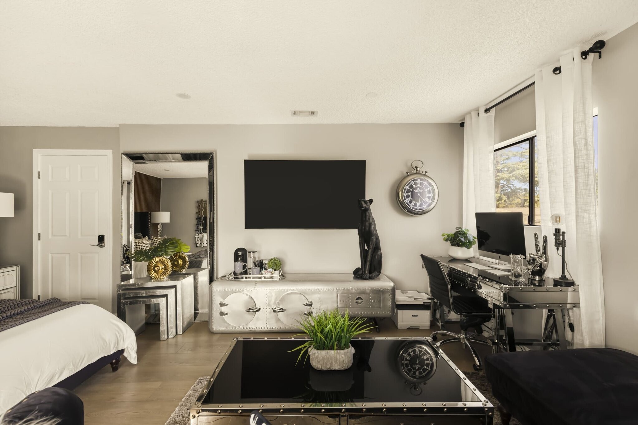 Building Photo - 7355 Garden Grove Ave