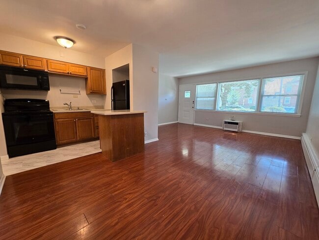 Building Photo - 1001 N Harlem Ave