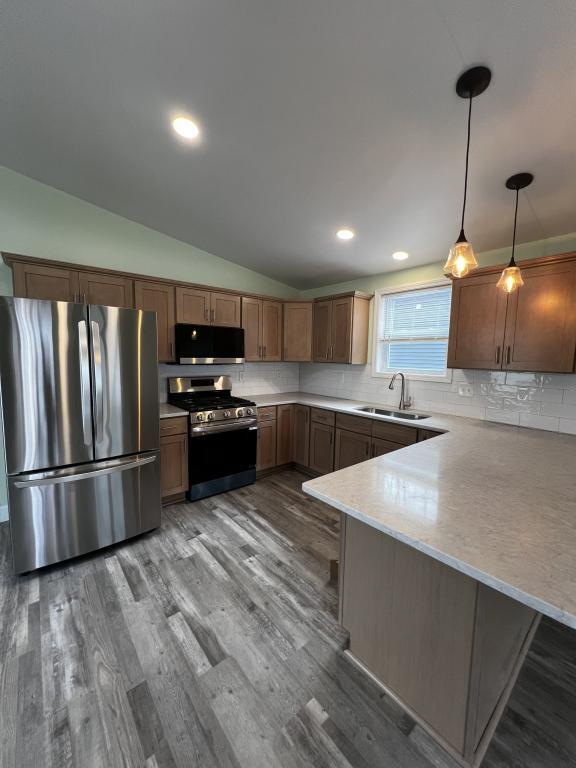 Building Photo - 6520 Ridge Rd