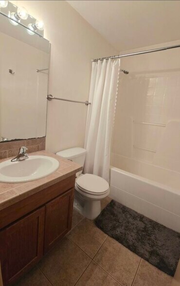 Guest bathroom - 1509 147th Pl SW