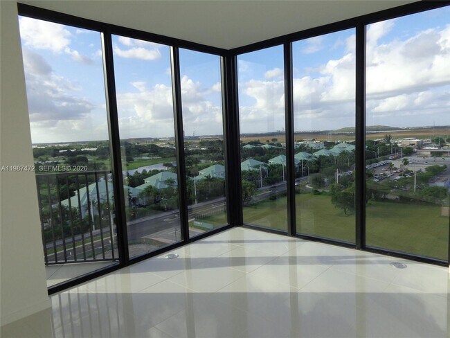 Building Photo - 5300 Paseo Blvd