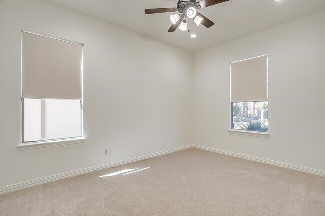 Building Photo - 8201 Choctaw Ln