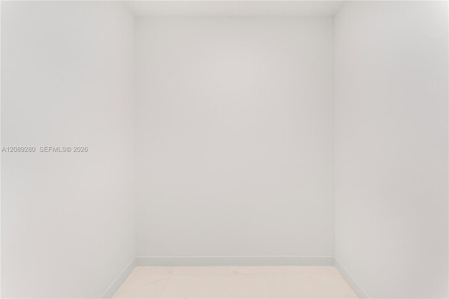 Building Photo - 300 Biscayne Blvd Way